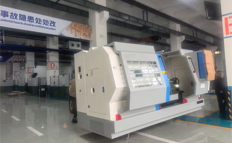 Tocree investe em novo torno CNC para aprimorar a fabricação de buchas de cobre de alta precisão